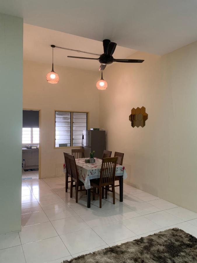 Zillqayyim Homestay Seri Iskandar Exteriör bild